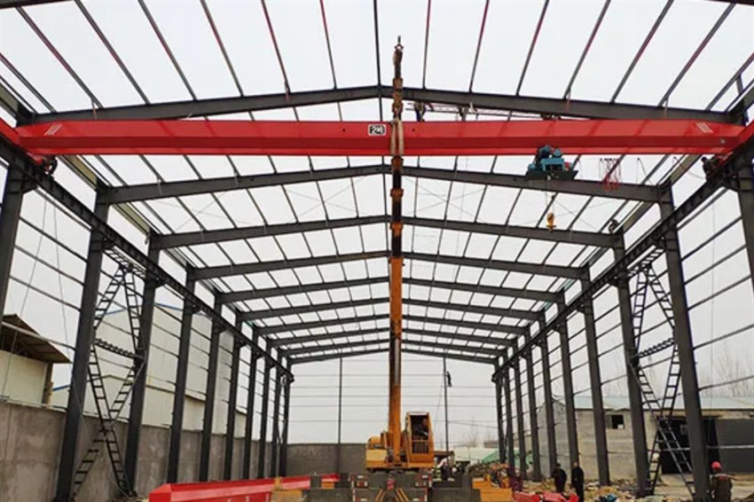 جرثقیل سقفی تک پل چیست و چه کاربردی دارد؟